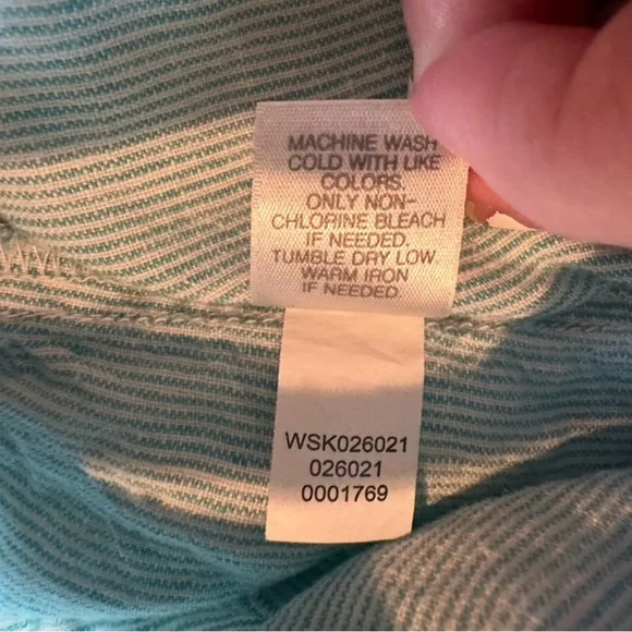 J.Jill Aqua/light blue & white Striped Love Linen Skirt-size-medium.Hole on side - Picture 13 of 13